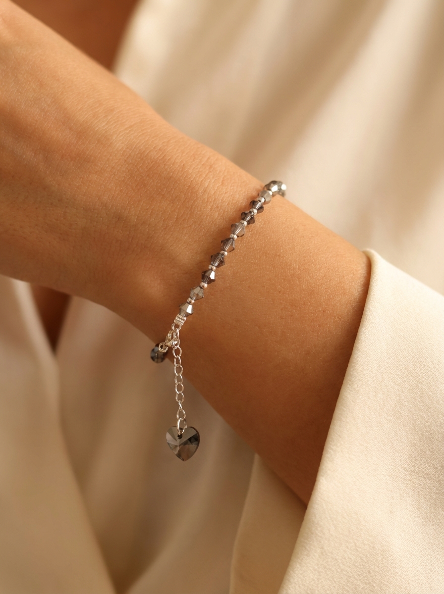 Pulsera cristal gris con corazón - Miniatura 2