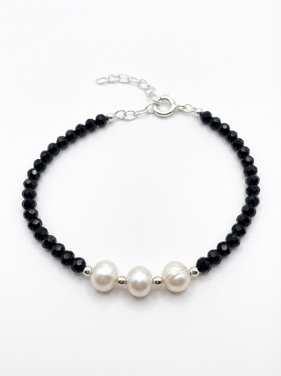 Pulsera cristal negra con 3 Perlas Naturales