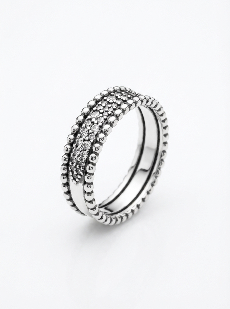 Anillo P bordes bolitas Rodinado